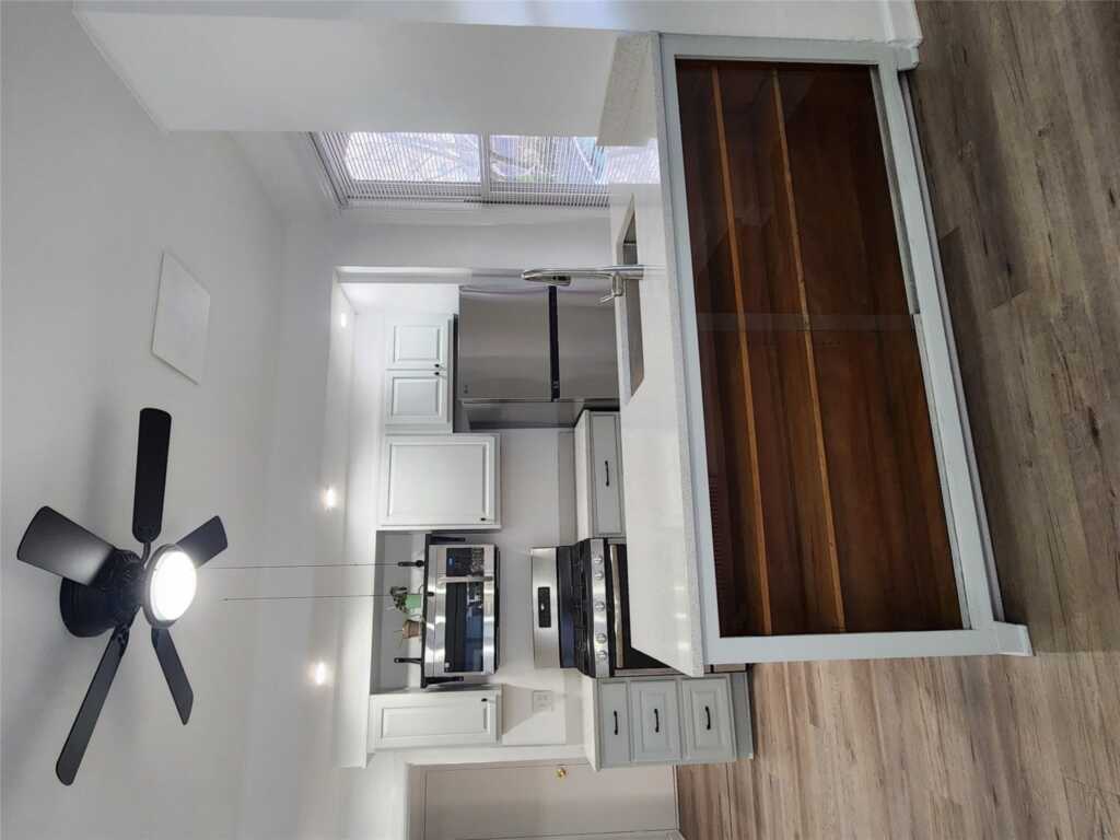 153 Franklin Avenue, Pearl River, NY 10965 - Photo 6 of 36