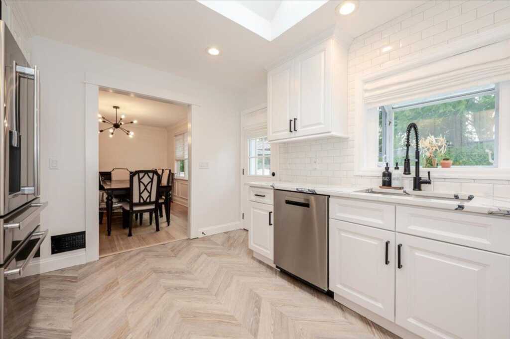 149 Hanson Lane, New Rochelle, NY 10804 - Photo 10 of 33