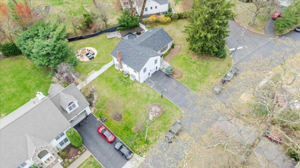 149 Hanson Lane, New Rochelle, NY 10804 - Photo 28 of 33