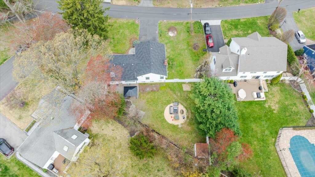 149 Hanson Lane, New Rochelle, NY 10804 - Photo 29 of 33