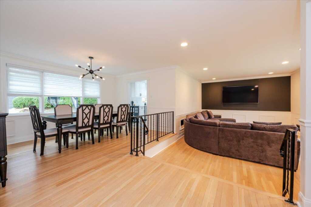 149 Hanson Lane, New Rochelle, NY 10804 - Photo 3 of 33