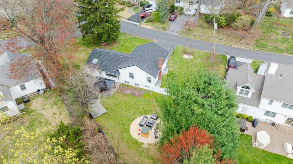 149 Hanson Lane, New Rochelle, NY 10804 - Photo 30 of 33