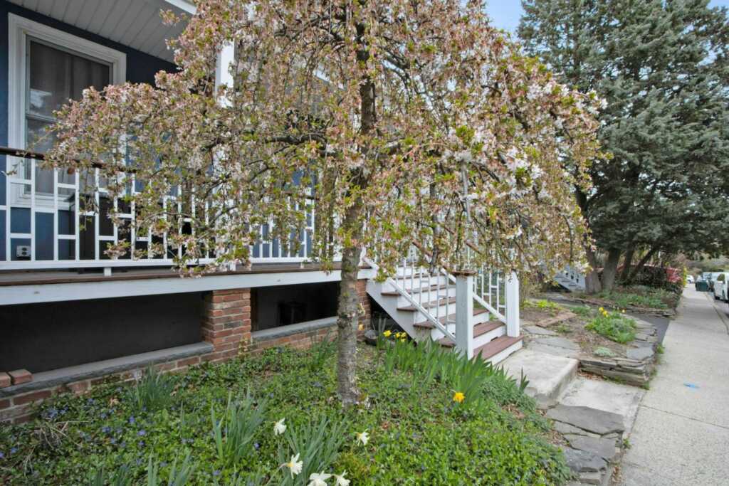44 Catherine Street, Nyack, NY 10960 - Photo 2 of 27