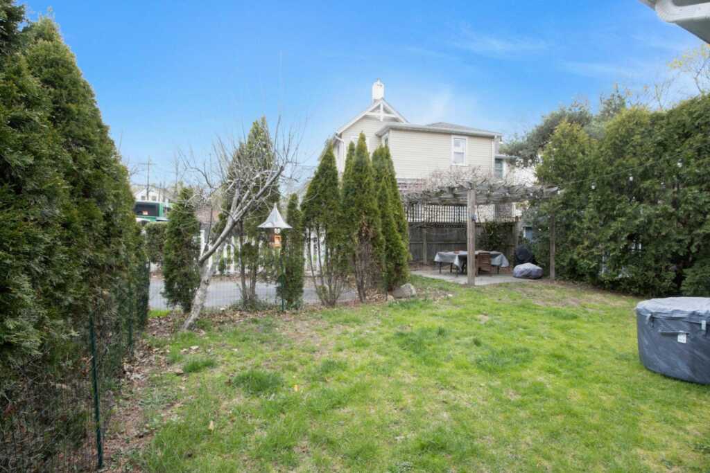 44 Catherine Street, Nyack, NY 10960 - Photo 25 of 27