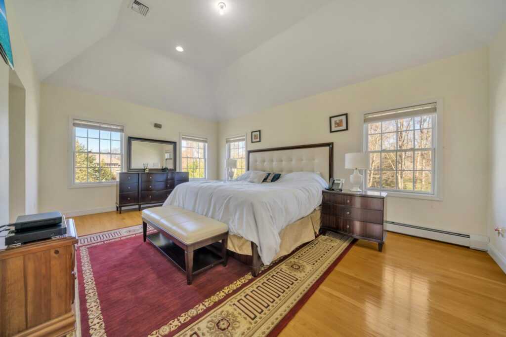 25 Charnwood Drive, Suffern, NY 10901 - Photo 24 of 44