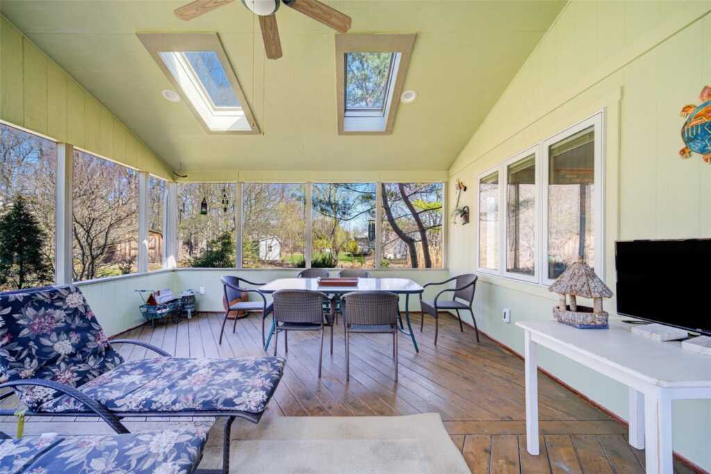 4 Baker Lane, Suffern, NY 10901 - Photo 18 of 44
