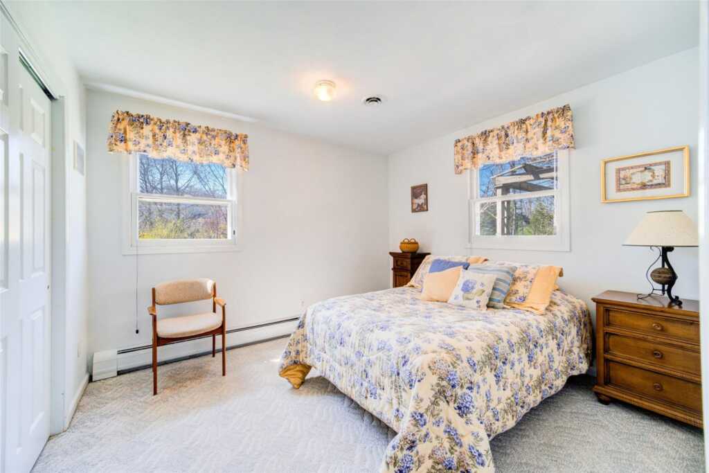 4 Baker Lane, Suffern, NY 10901 - Photo 22 of 44