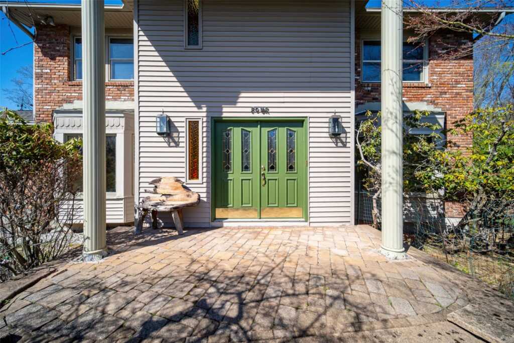 4 Baker Lane, Suffern, NY 10901 - Photo 3 of 44
