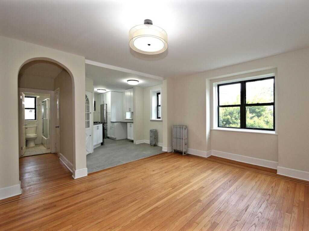 130 Centre Avenue, Unit #1C, New Rochelle, NY 10805 - Photo 3 of 12