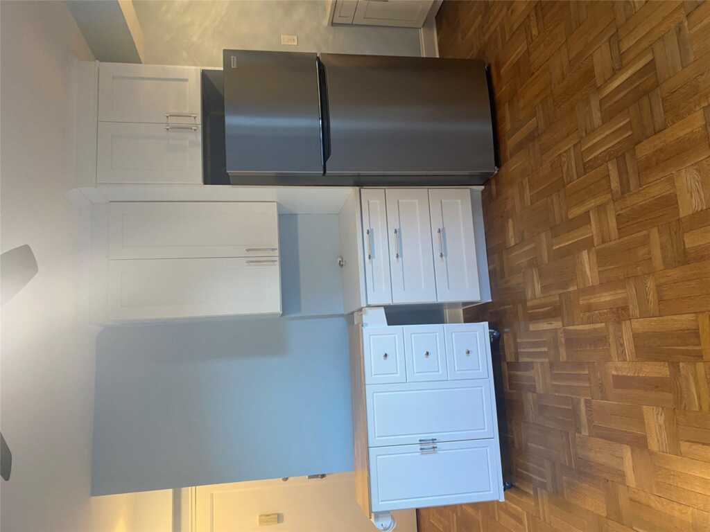 210 Pelham Road, Unit #2B, New Rochelle, NY 10805 - Photo 6 of 16