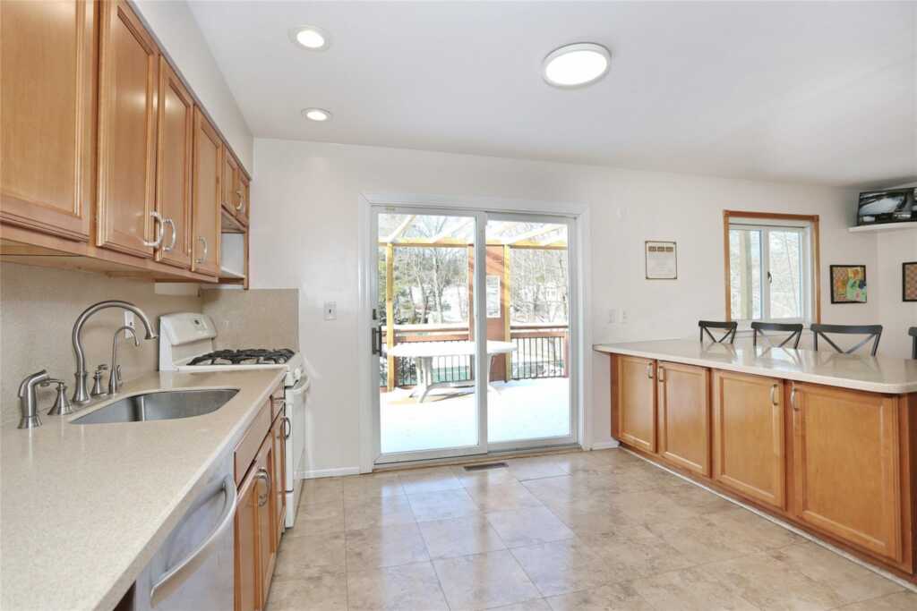 1 Burda Place, New City, NY 10956 - Photo 19 of 38