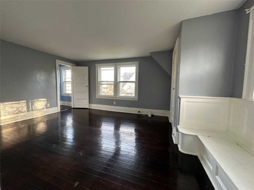 8 The Serpentine, New Rochelle, NY 10801 - Photo 15 of 30