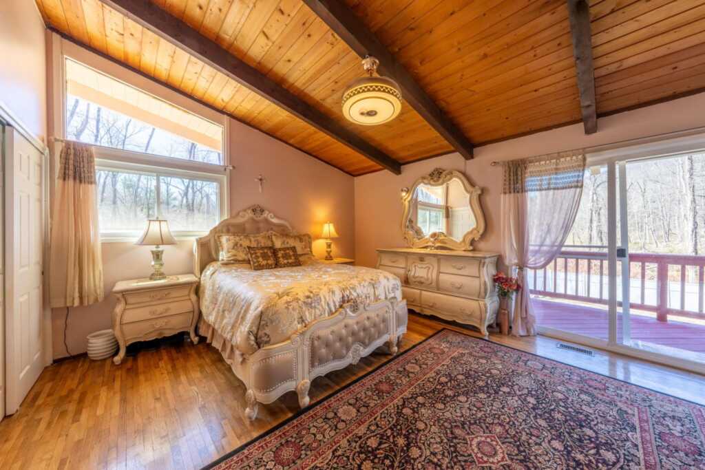 810 Haverstraw Road, Suffern, NY 10901 - Photo 14 of 43