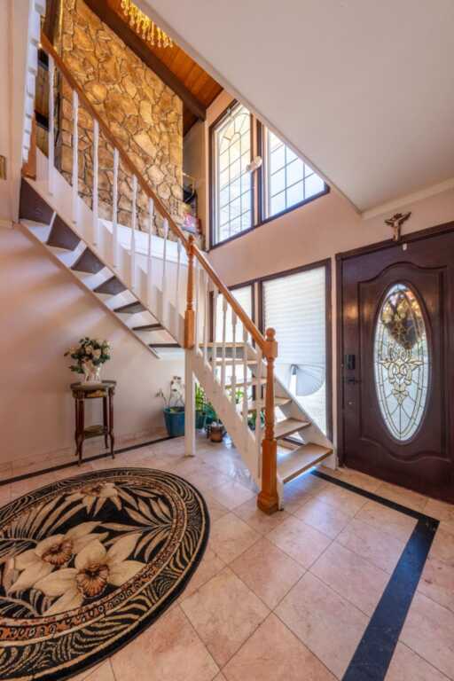 810 Haverstraw Road, Suffern, NY 10901 - Photo 2 of 43