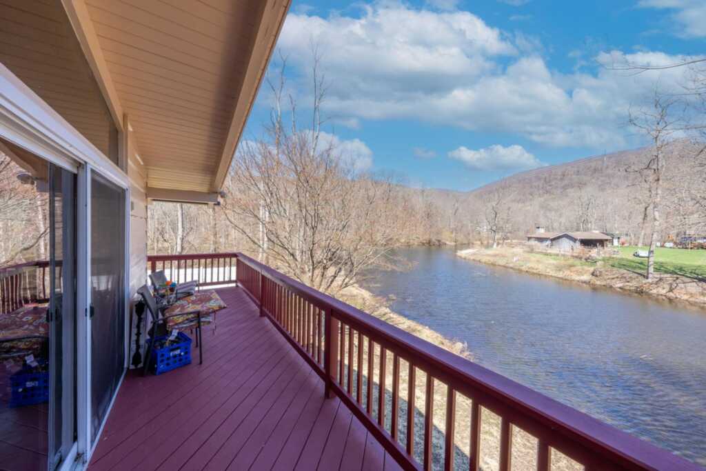 810 Haverstraw Road, Suffern, NY 10901 - Photo 20 of 43