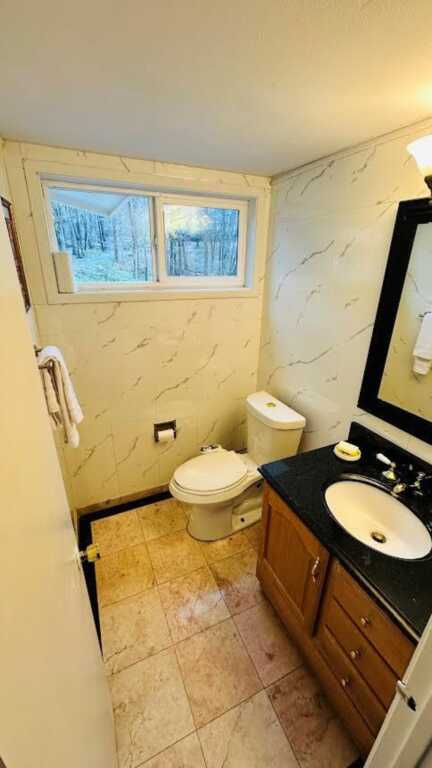 810 Haverstraw Road, Suffern, NY 10901 - Photo 32 of 43