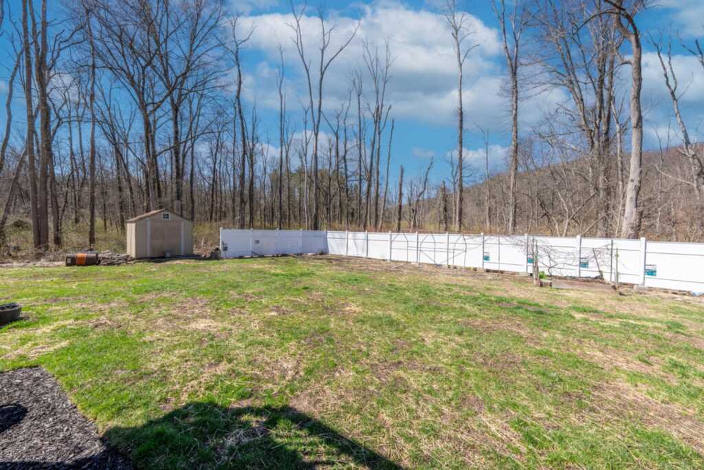 810 Haverstraw Road, Suffern, NY 10901 - Photo 34 of 43