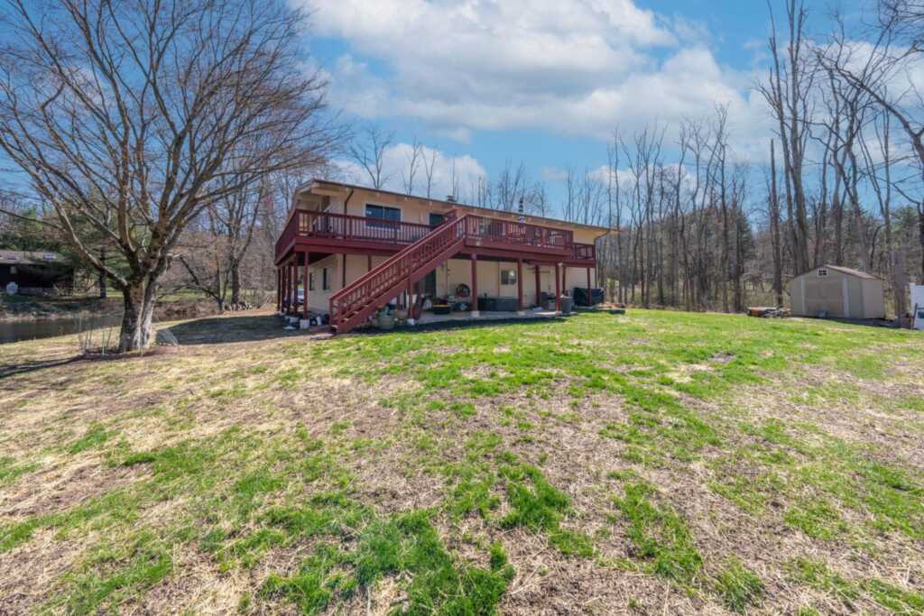 810 Haverstraw Road, Suffern, NY 10901 - Photo 39 of 43