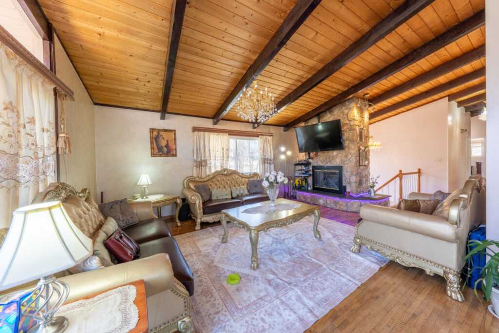 810 Haverstraw Road, Suffern, NY 10901 - Photo 5 of 43