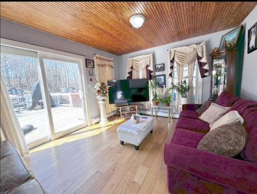 114 Lime Kiln Road, Suffern, NY 10901 - Photo 3 of 29