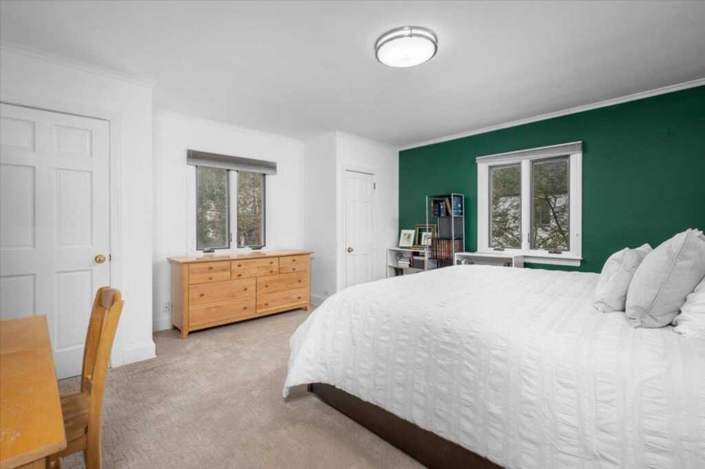 10 Byworth Road, New Rochelle, NY 10804 - Photo 15 of 37