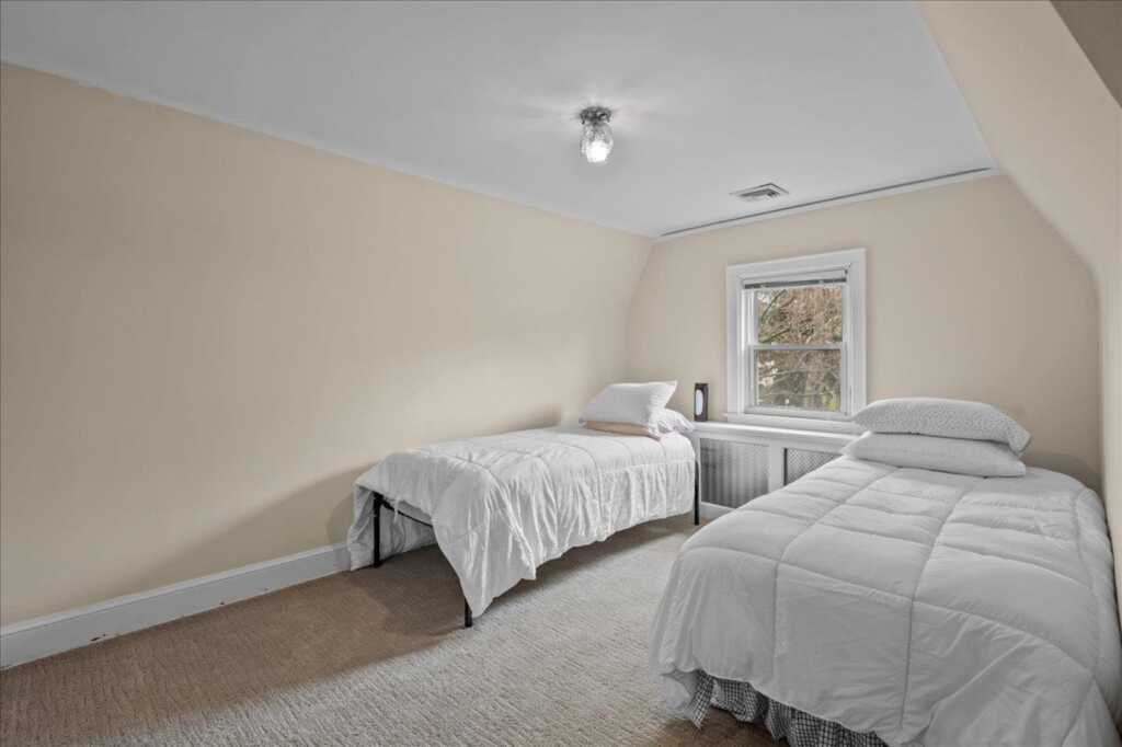 10 Byworth Road, New Rochelle, NY 10804 - Photo 29 of 37