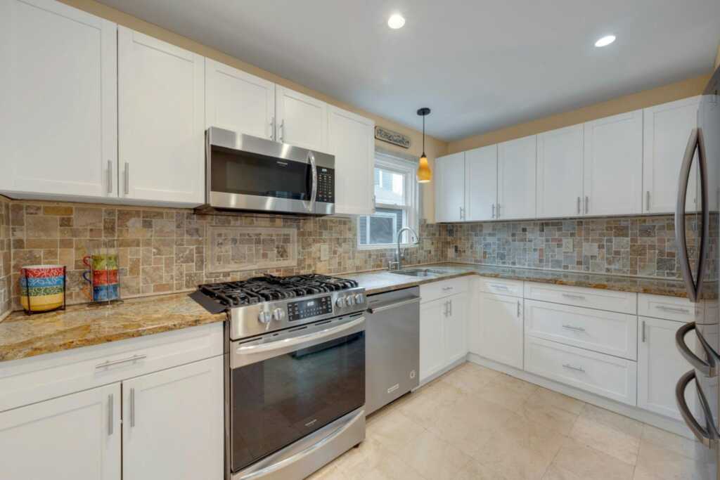 1 Westminster Drive, White Plains, NY 10604 - Photo 18 of 49