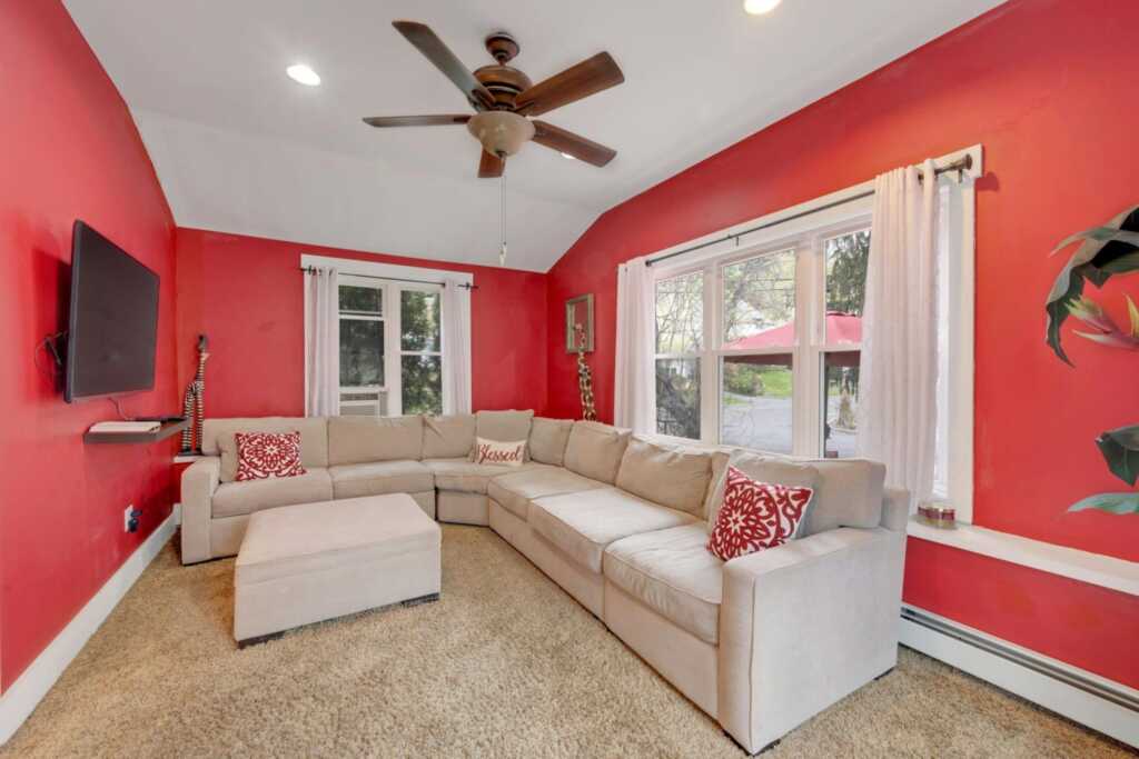 1 Westminster Drive, White Plains, NY 10604 - Photo 21 of 49