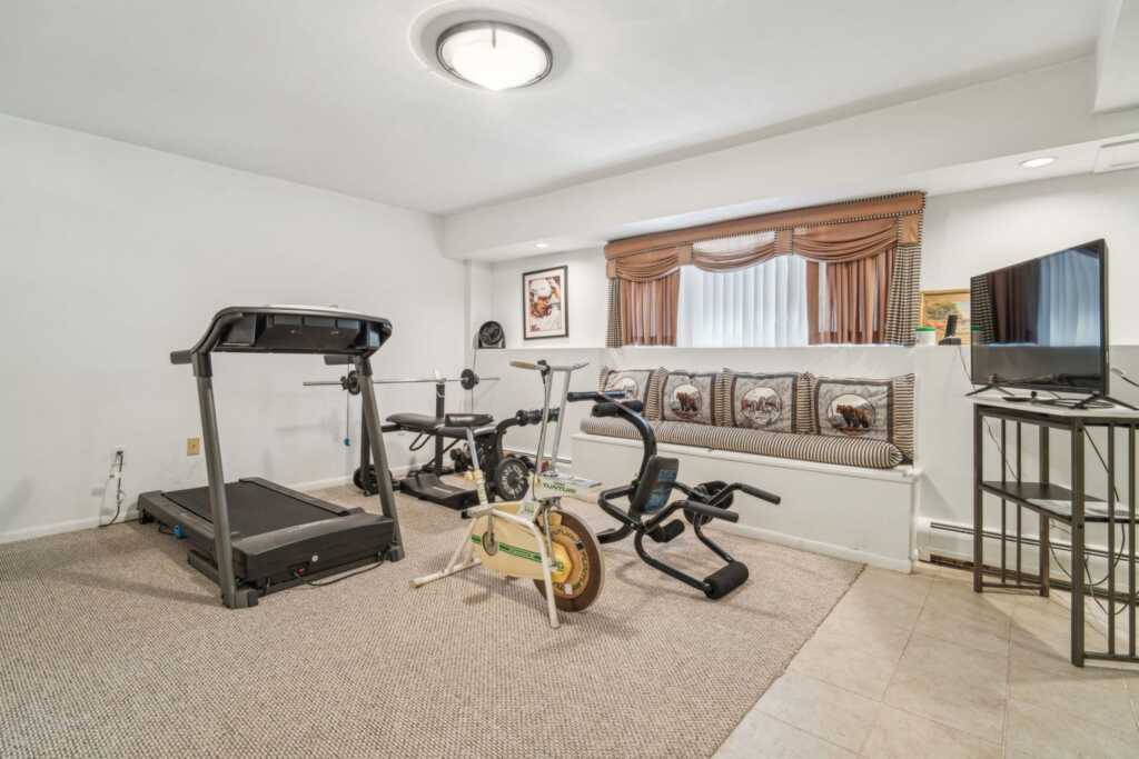 17 Lady Godiva Way, New City, NY 10956 - Photo 31 of 41