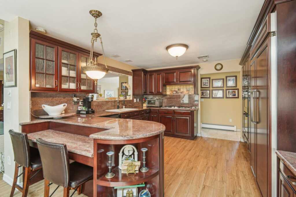 17 Lady Godiva Way, New City, NY 10956 - Photo 9 of 41