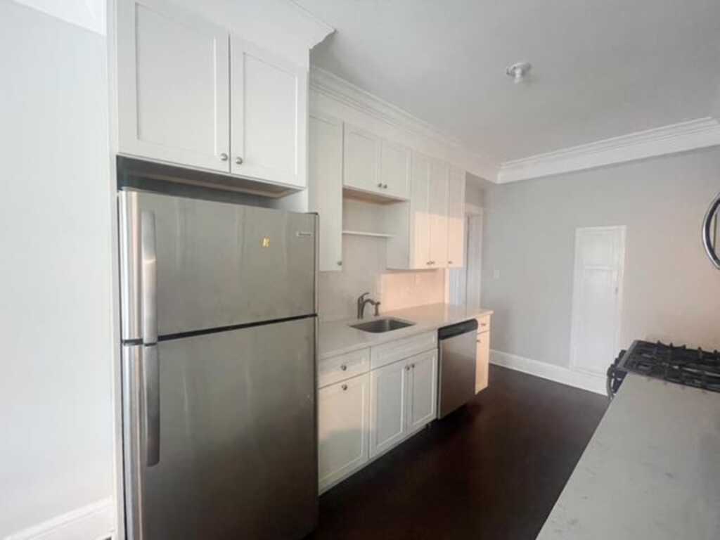 16 Minerva Place, Unit #3A, White Plains, NY 10601 - Photo 3 of 5