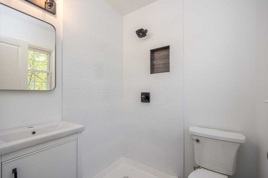 8 Jackson Drive, Stony Point, NY 10980 - Photo 19 of 33