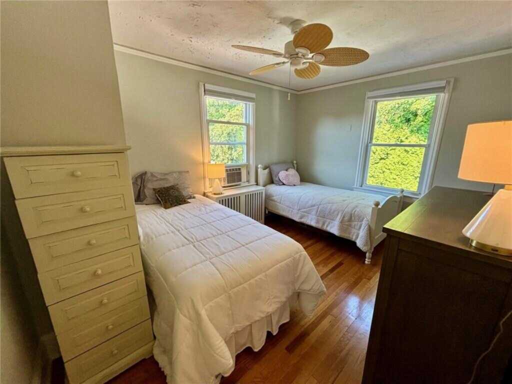 26 Montross Street, White Plains, NY 10603 - Photo 10 of 24