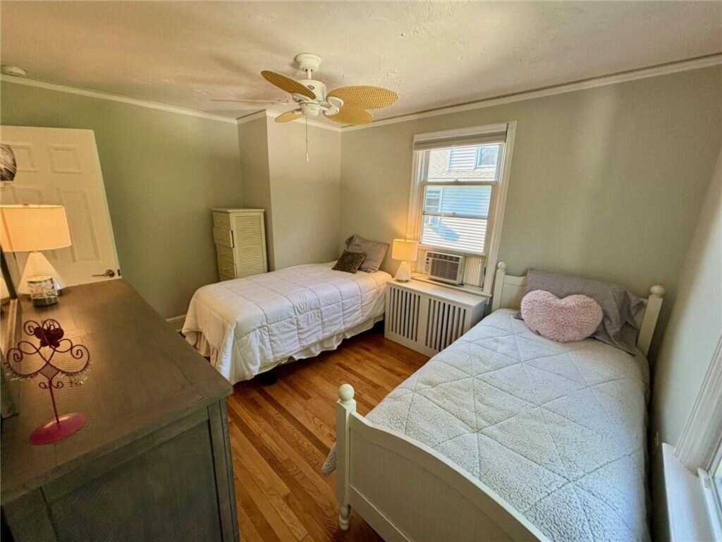 26 Montross Street, White Plains, NY 10603 - Photo 11 of 24