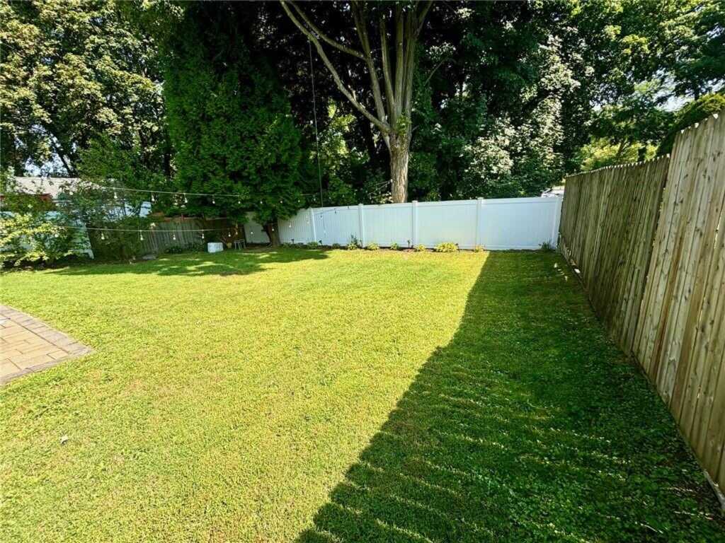 26 Montross Street, White Plains, NY 10603 - Photo 17 of 24