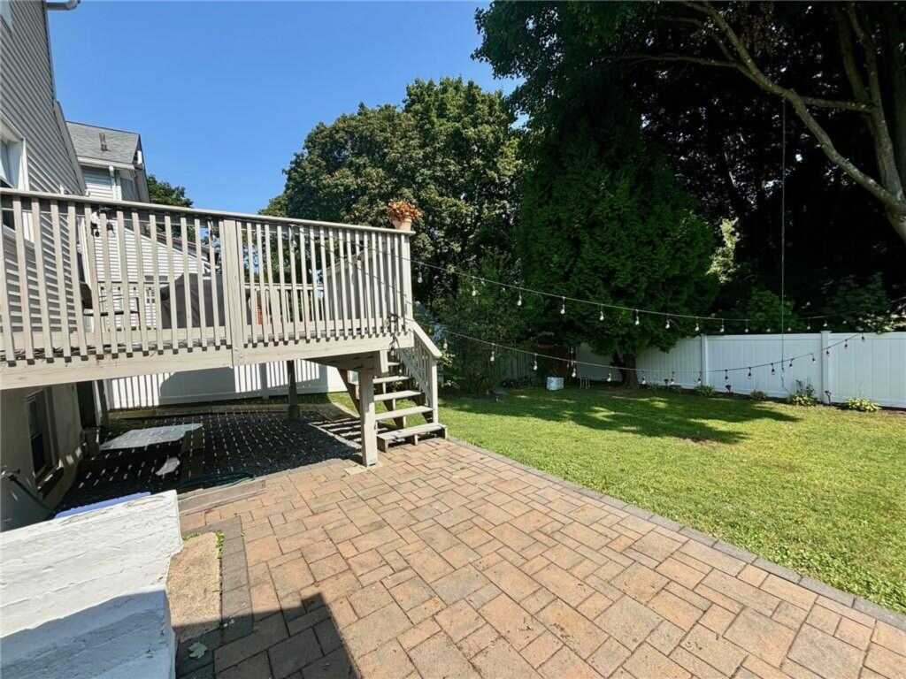 26 Montross Street, White Plains, NY 10603 - Photo 20 of 24