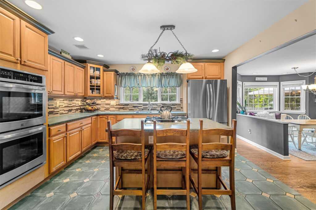 21 Mile Road, Suffern, NY 10901 - Photo 15 of 48