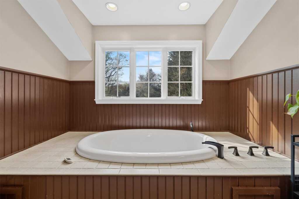 21 Mile Road, Suffern, NY 10901 - Photo 31 of 48