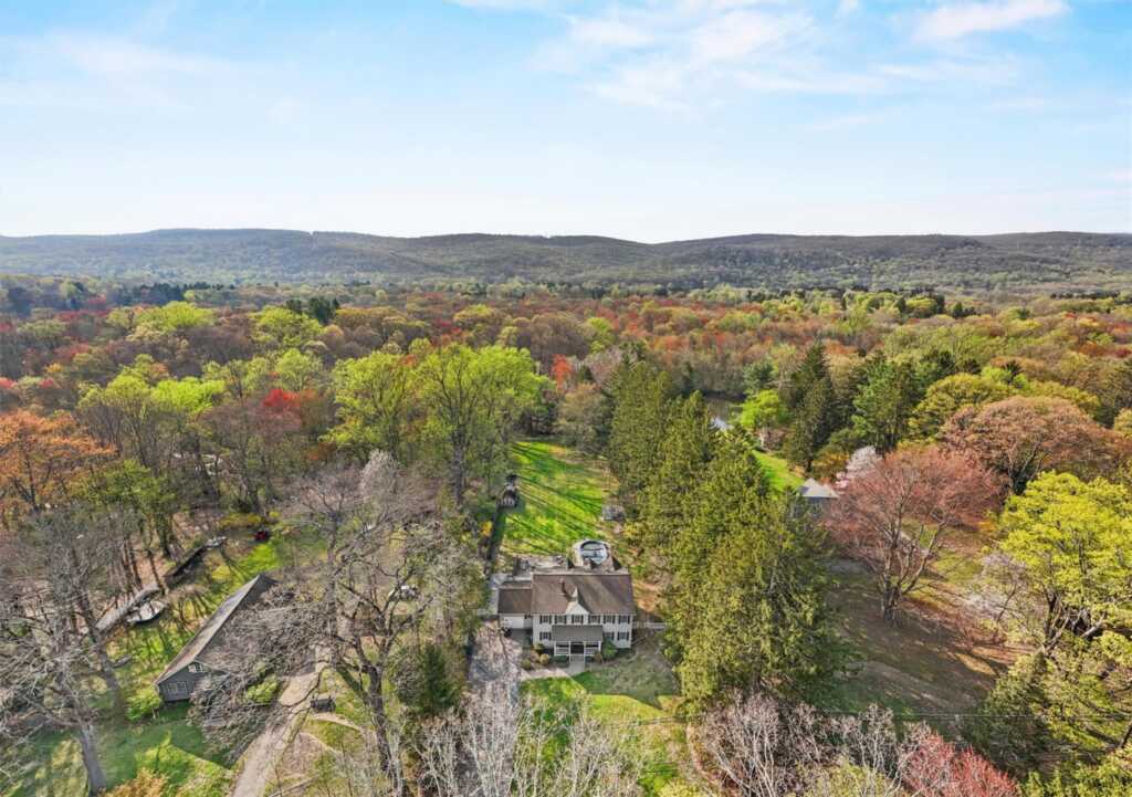 21 Mile Road, Suffern, NY 10901 - Photo 46 of 48