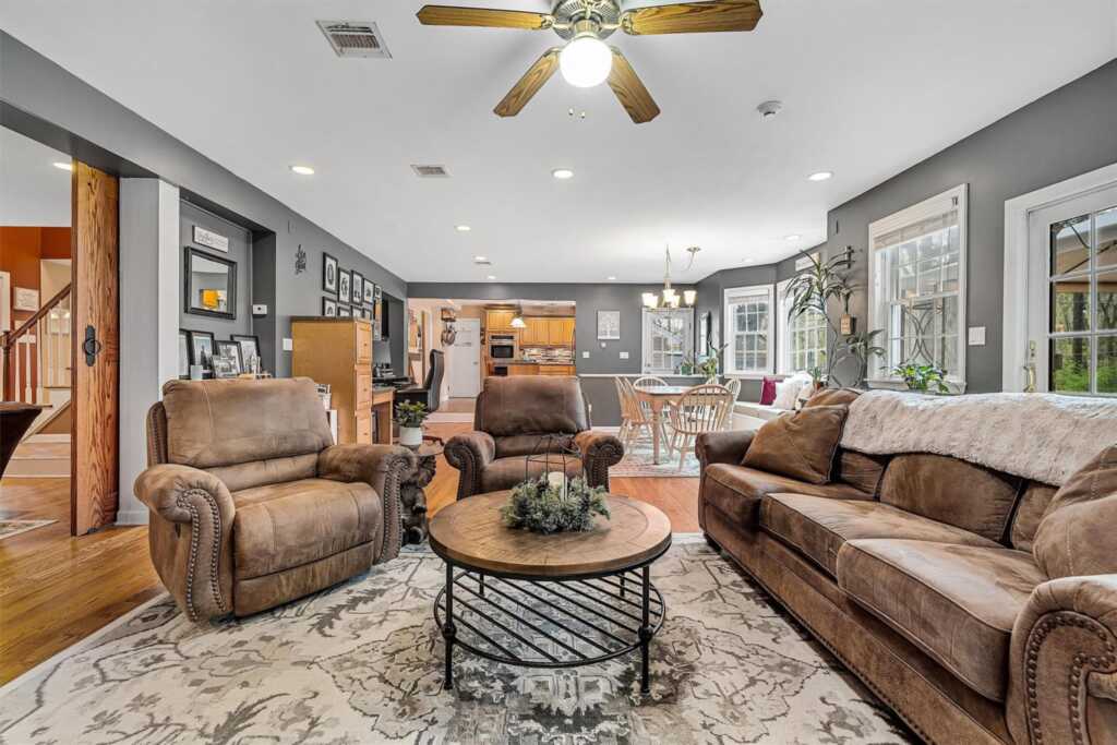 21 Mile Road, Suffern, NY 10901 - Photo 7 of 48