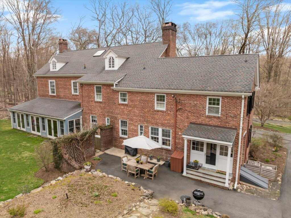 928 Haverstraw Road, Suffern, NY 10901 - Photo 26 of 39
