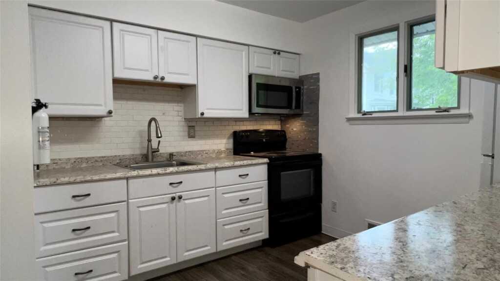315 Main Street, Unit #Apt B, Stony Point, NY 10980 - Photo 5 of 8