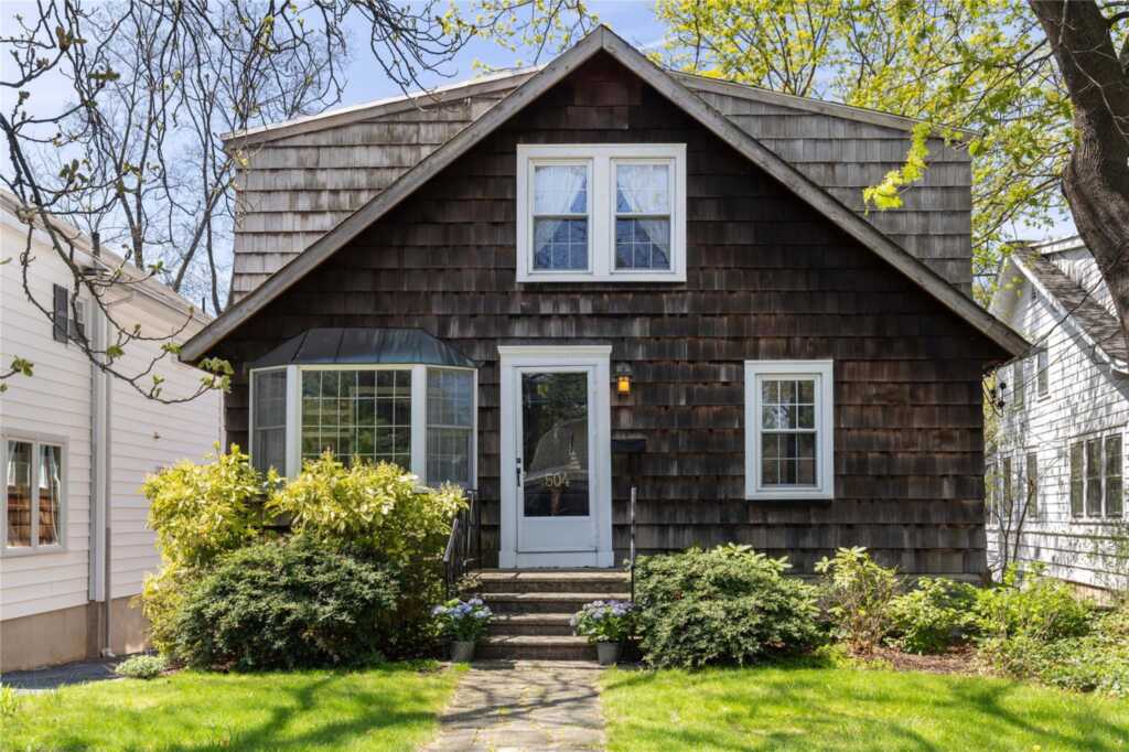 504 Milton Road, Rye, NY 10580 - Photo 2 of 32