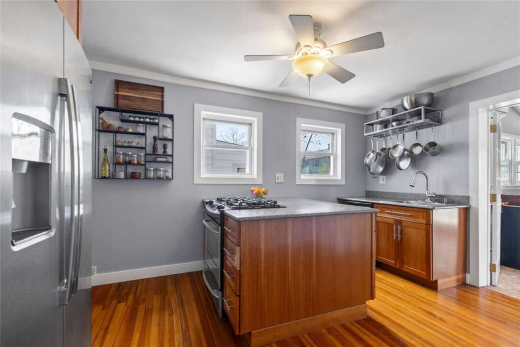 504 Milton Road, Rye, NY 10580 - Photo 8 of 32