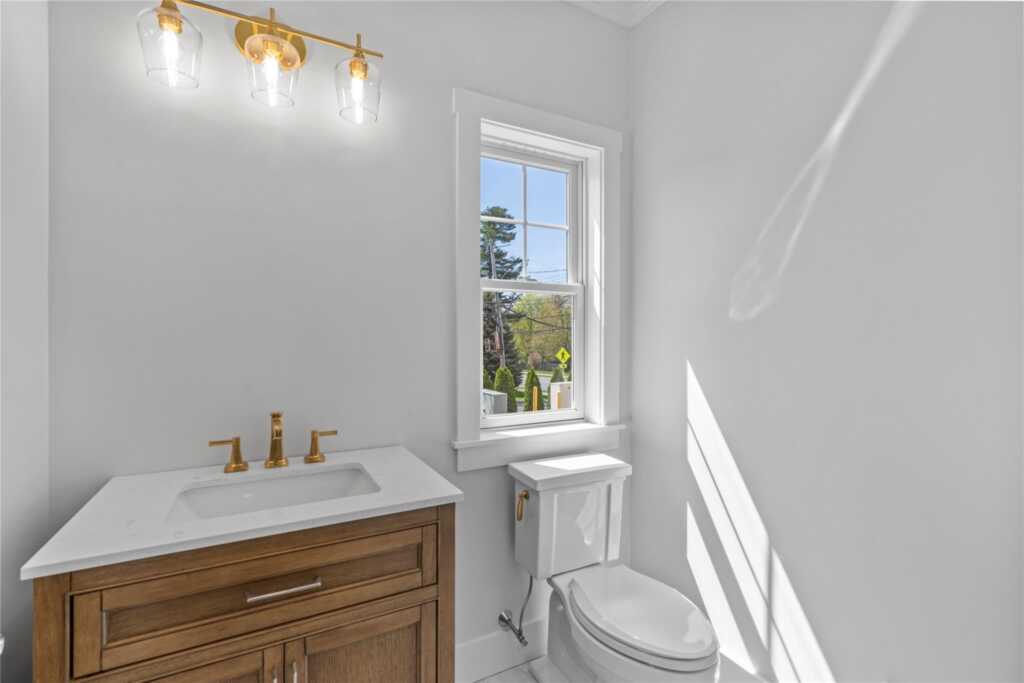 561 King Street, Rye, NY 10573 - Photo 13 of 33