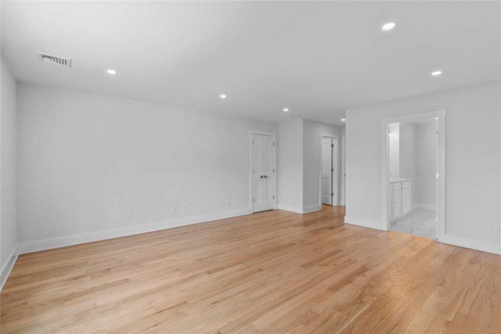 561 King Street, Rye, NY 10573 - Photo 16 of 33