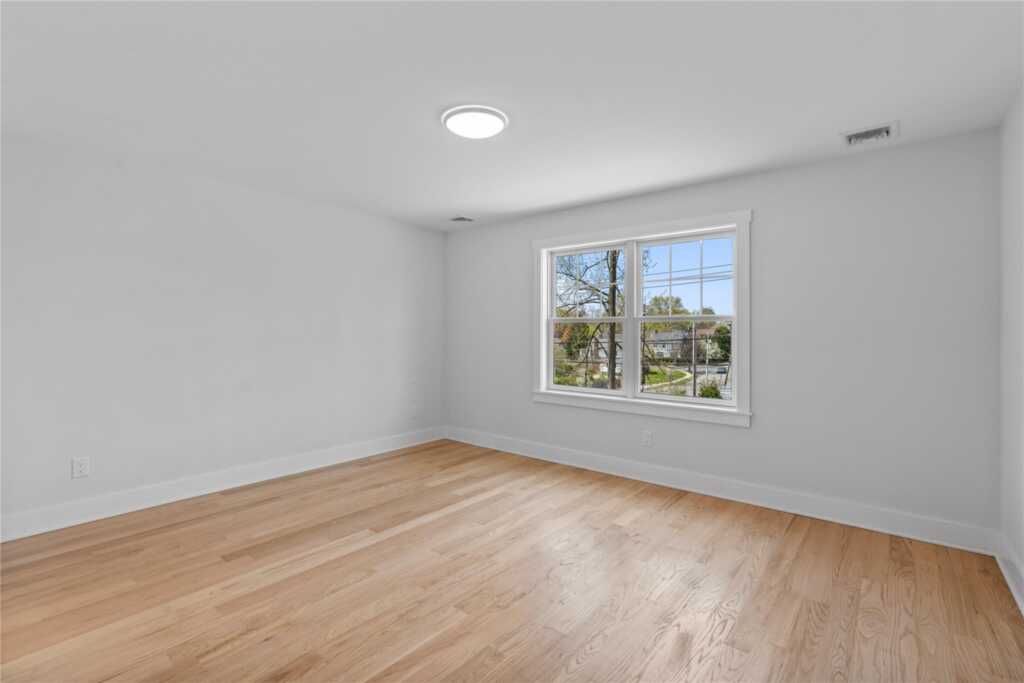 561 King Street, Rye, NY 10573 - Photo 22 of 33