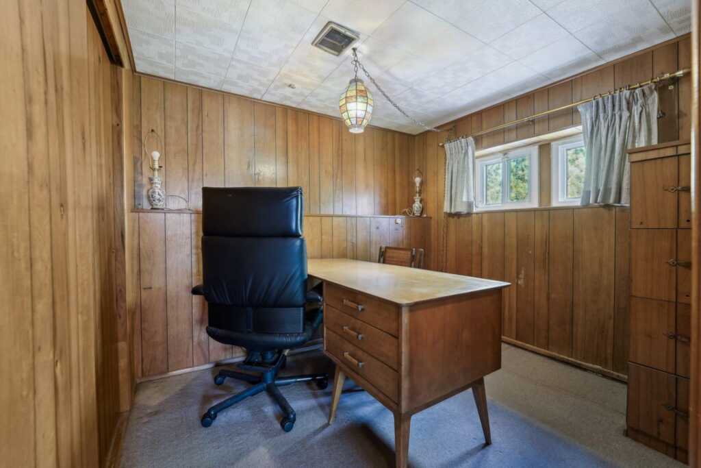 103 Nauraushaun Road, Pearl River, NY 10965 - Photo 17 of 33