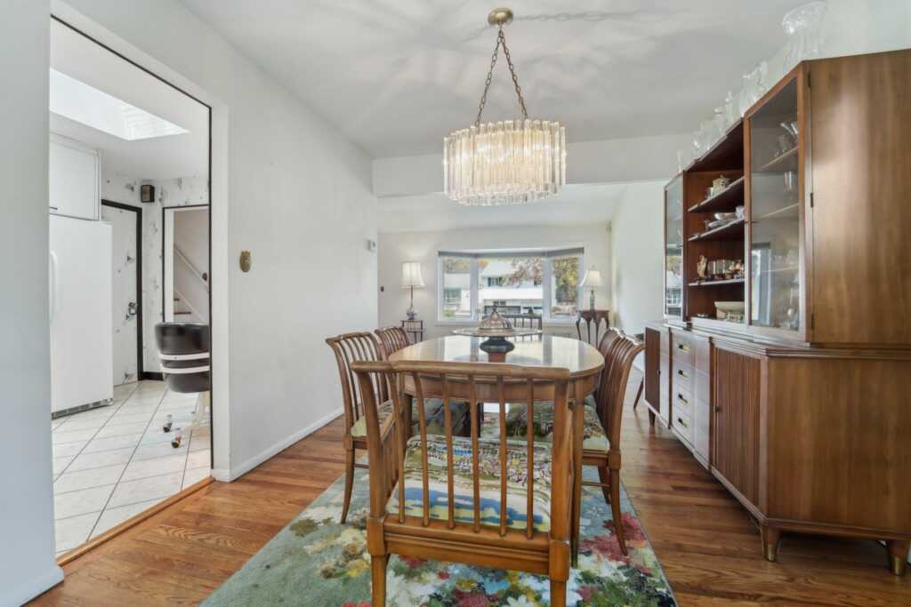 103 Nauraushaun Road, Pearl River, NY 10965 - Photo 8 of 33