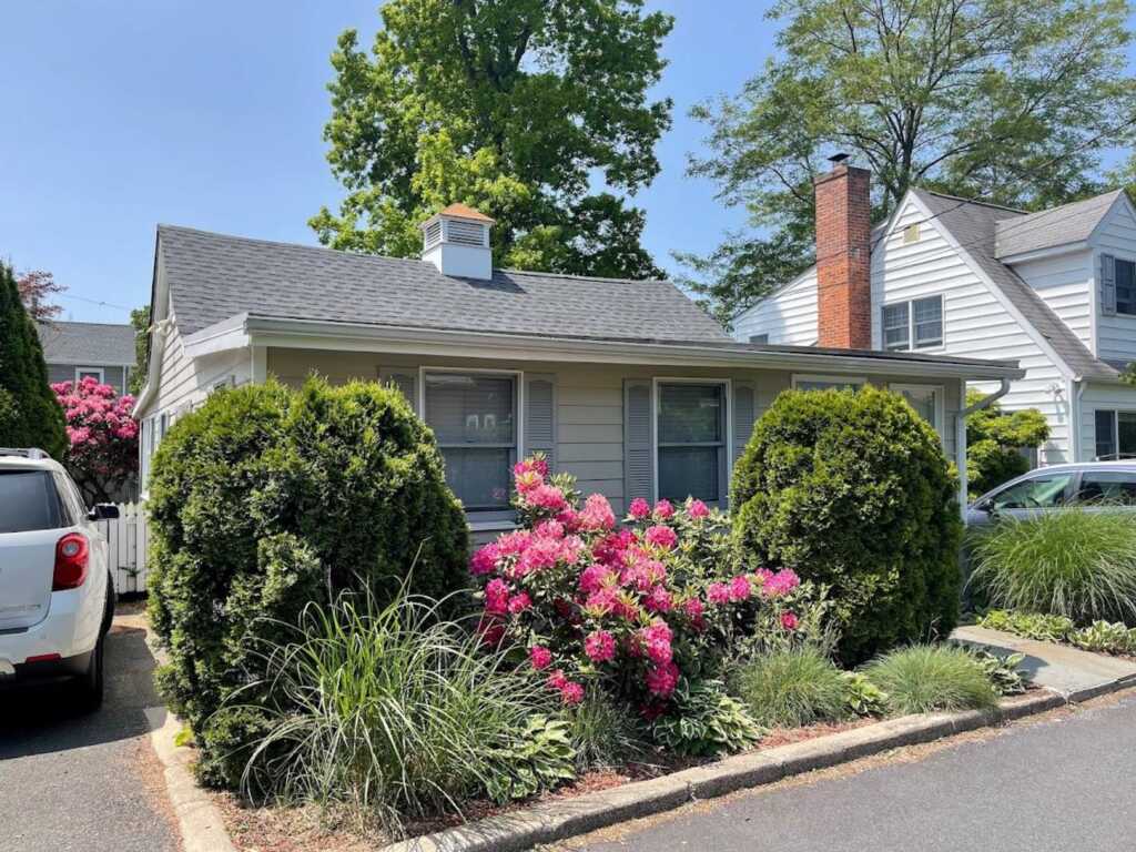 6 Ridgeland Terrace, Rye, NY 10580 - Photo 2 of 29